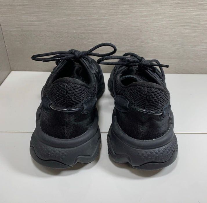 Маратонки Adidas Ozweego