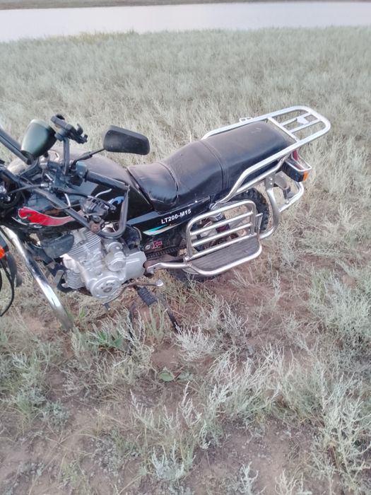 Мотоцикл 200 куб см