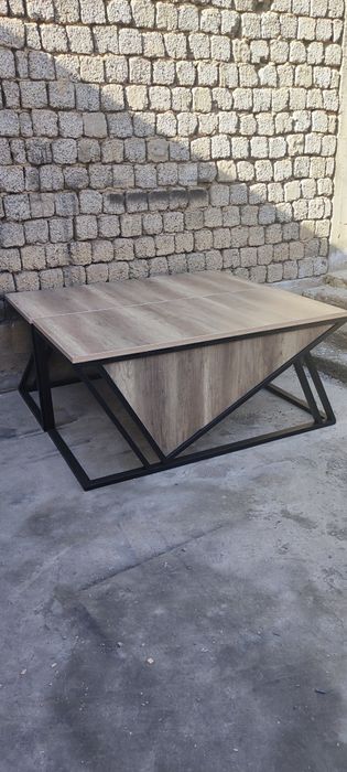 Офисные столы в стиле лофт