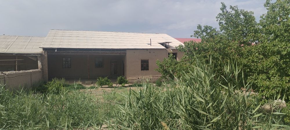 Уй сотилади манзил Гурлан тумани