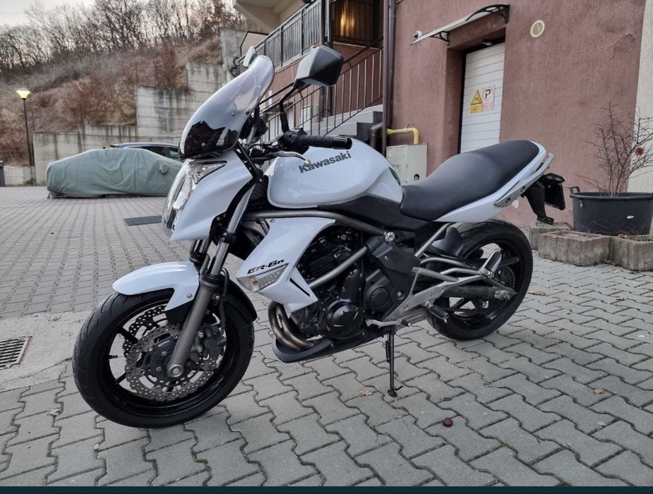 Kawasaki  er-6n limitat A2
