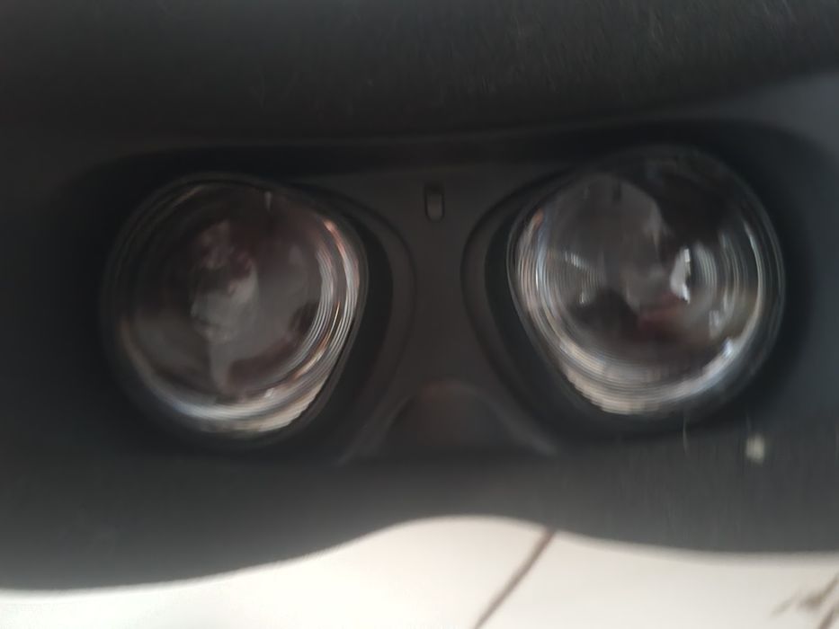Oculus / Meta Quest 2 128GB -Conditie perfecta (cutie + accesorii)