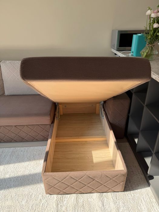 Угловой диван 255 см