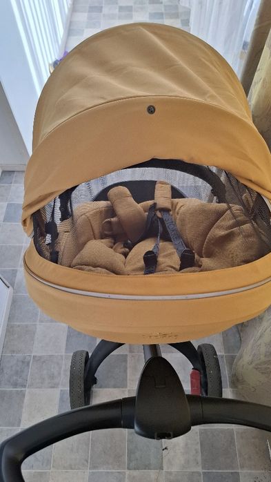 Carucior Stokke ca nou