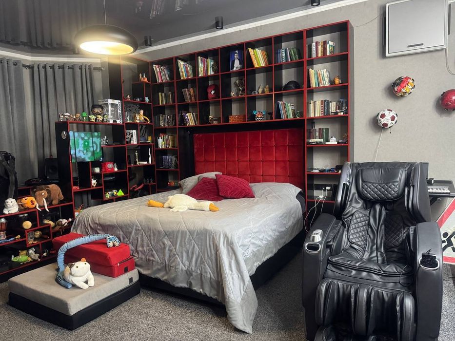 Продается дом в элитной махалле 200м² Широкая улица, есть летняя кухня