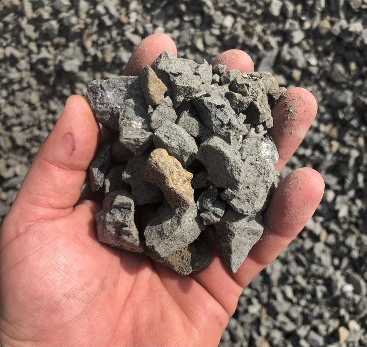 Vand/transport piatra sparta criblura nisip balast sort refuz de ciur