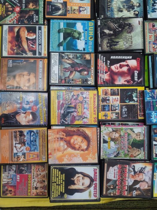 Продаю DVD диски