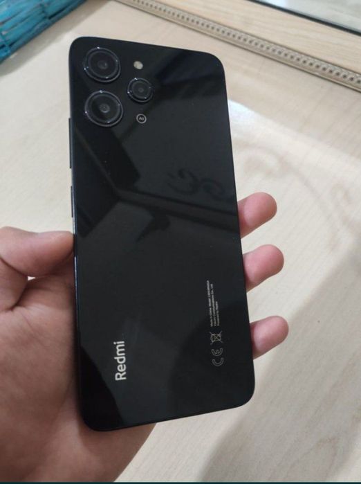 Redmi 12 8/256GB Sotiladi