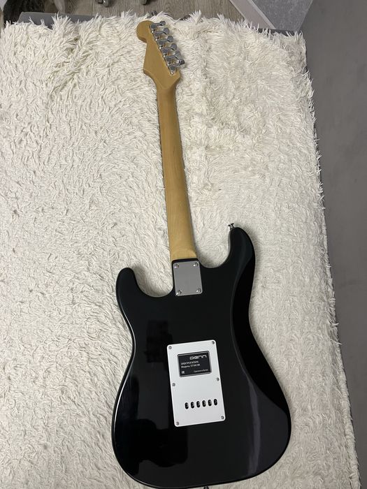 электро гитара б/у