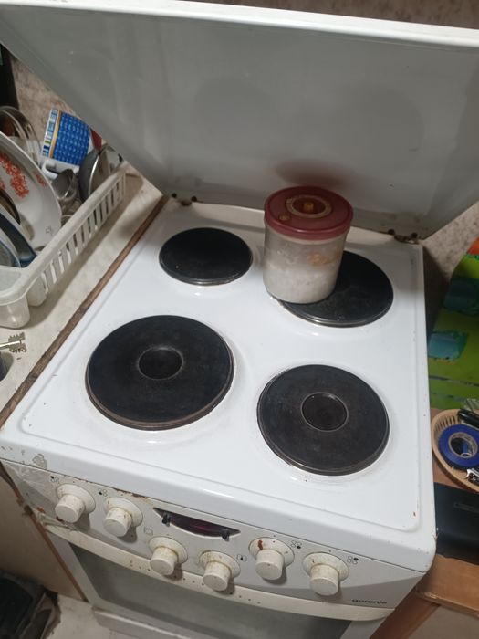 В продаже электро плита