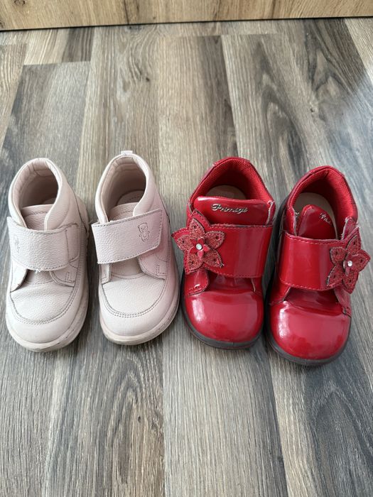 Lot Papuci fetita primigi si lasocky nr 24-25