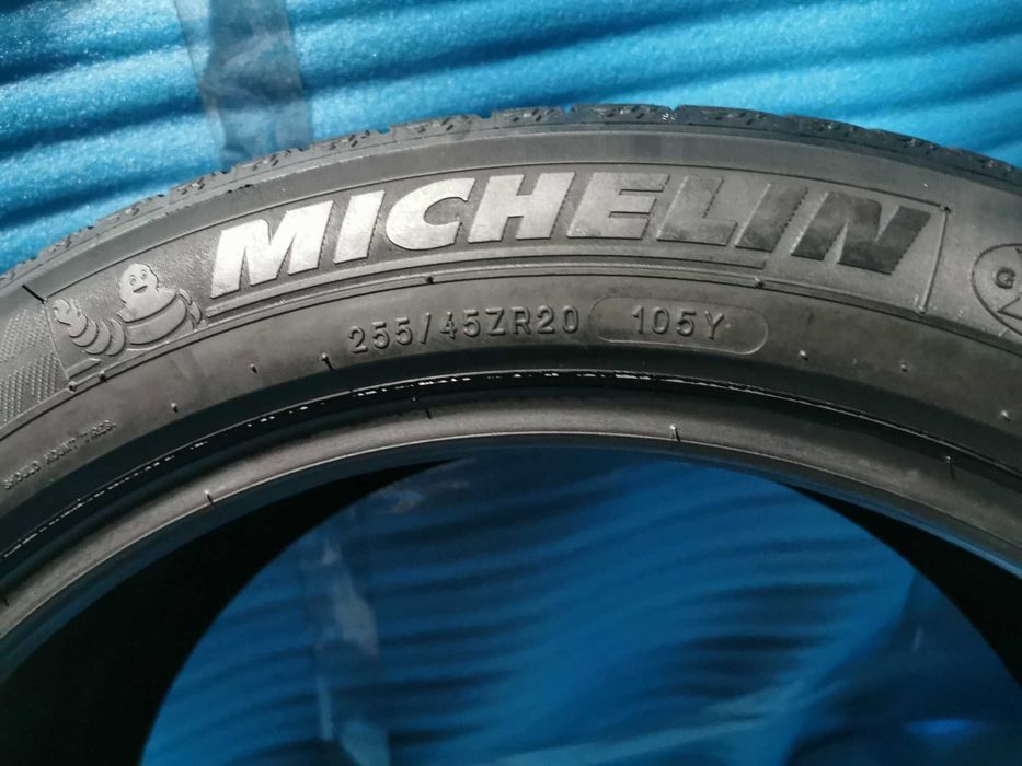 255/45 ZR20 michelin 2 bucati