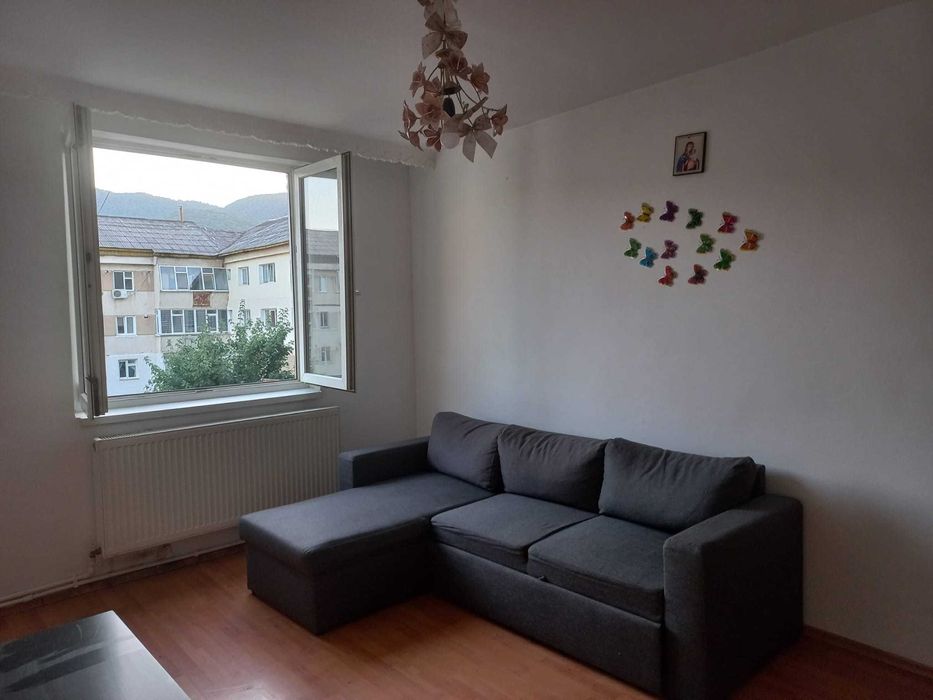 Proprietar, inchiriez garsoniera zona Posta Maratei