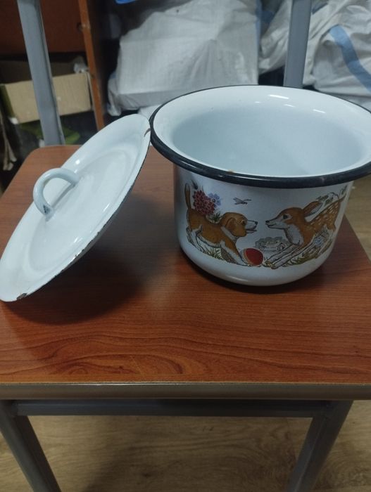 Продам горшок детский