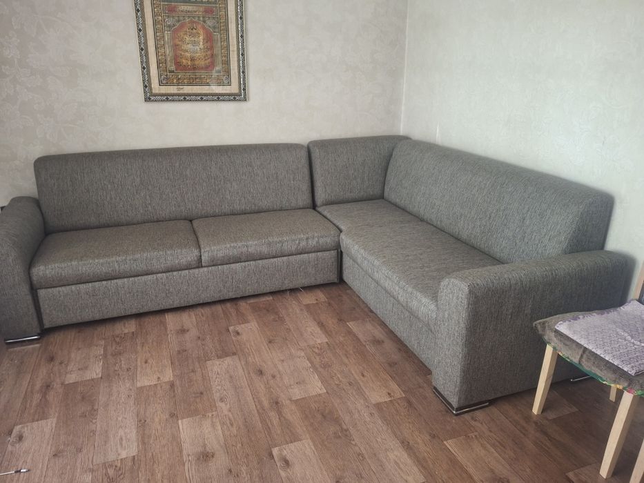 Продам диван угловой