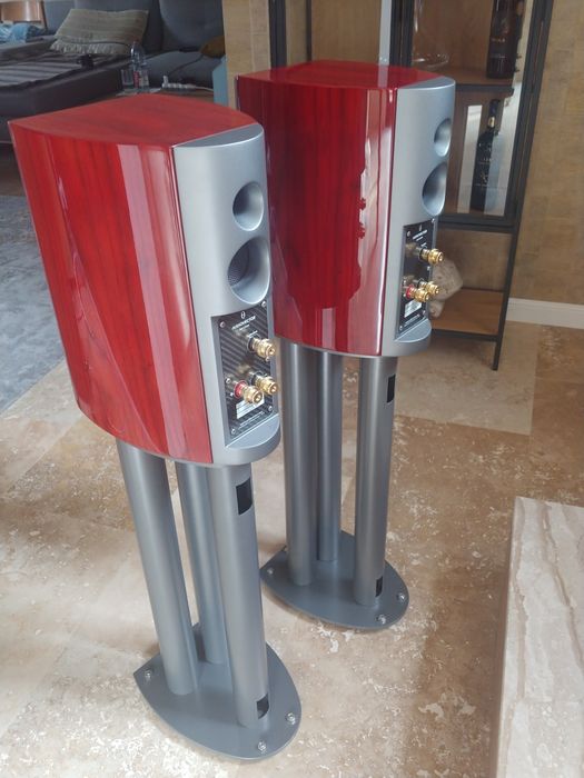 Boxe Audiovector r1 arrete+standuri//schimb
