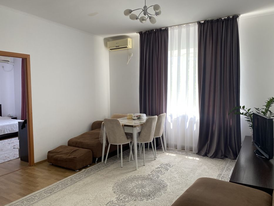 Продаются диваны и комод под телевизор