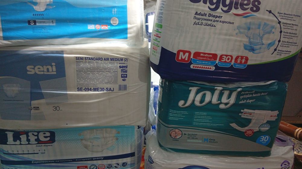 Продам подгузники разных размеров