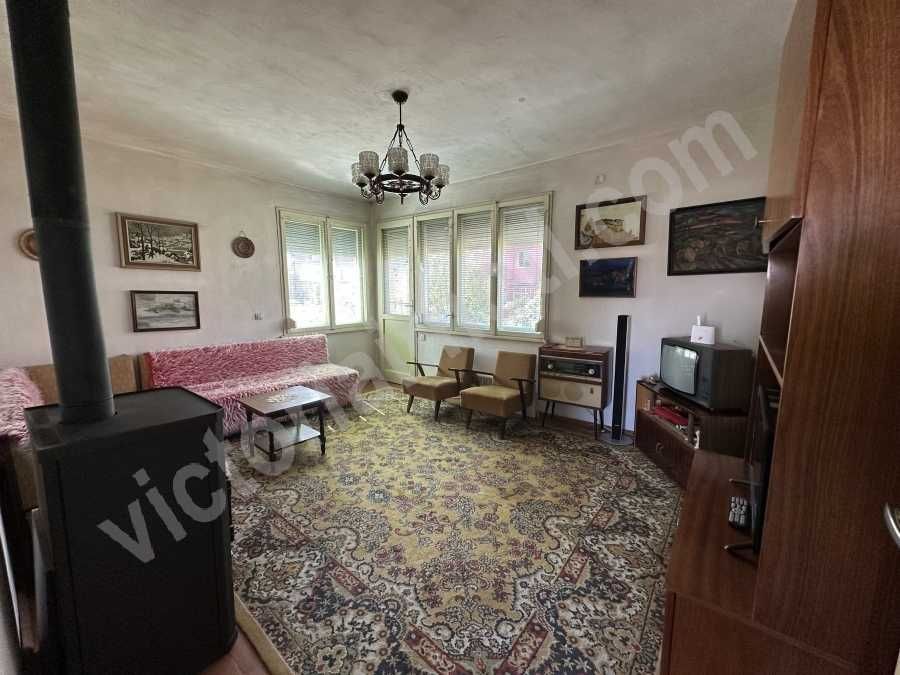 Продава се Къща в Горна Оряховица - 316 кв.м за 1314 €/кв.м - Снимка #11