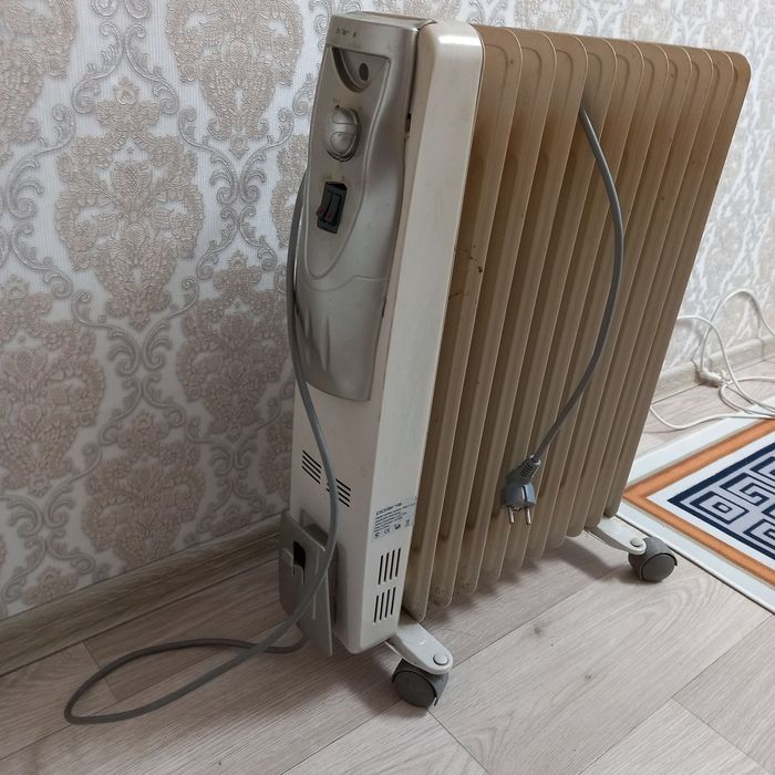 Продам радиатор масленый 15.000 торг