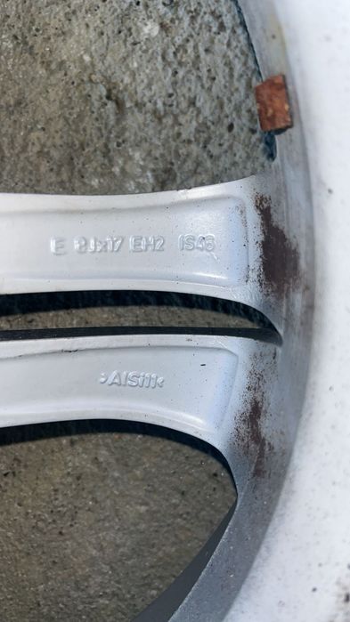 Vând jante bmw x3  (235/55 R17)