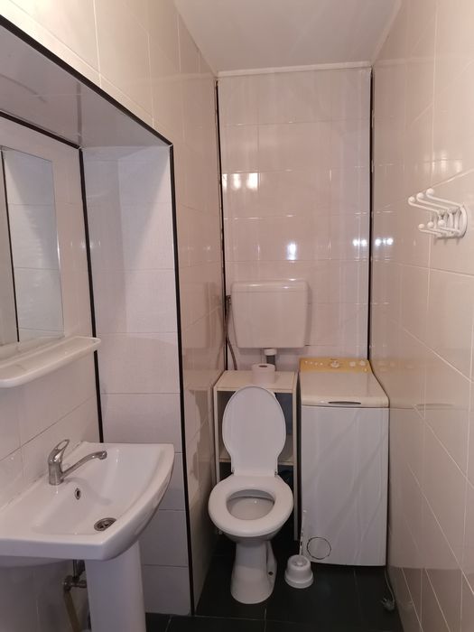 Închiriez apartament la casa str. 9 Mai