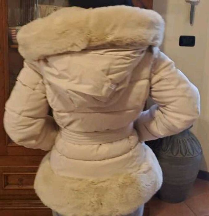 Зимно яке много топли