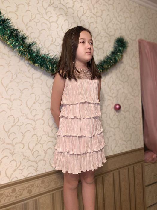 Платье нарядное