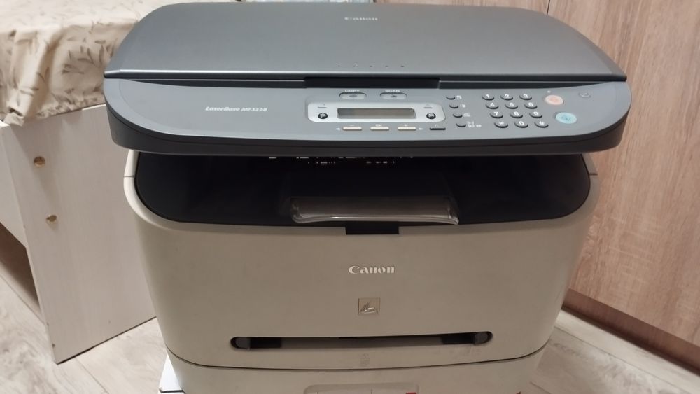 Продам МФУ Canon mf3228