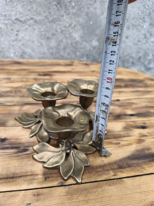 Троен месингов свещник