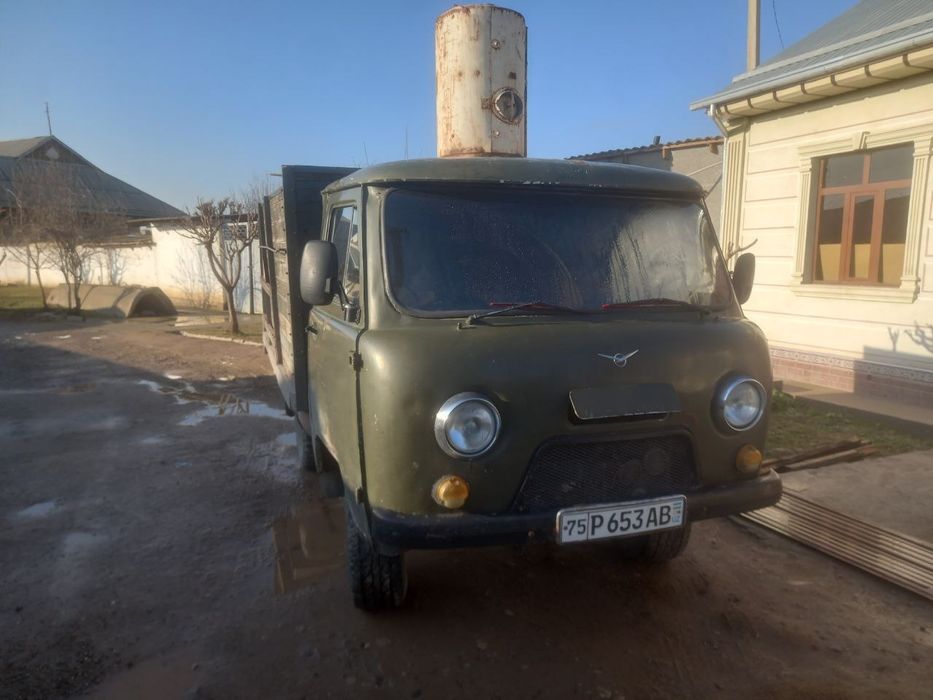 Bortavoy uaz  sotiladi