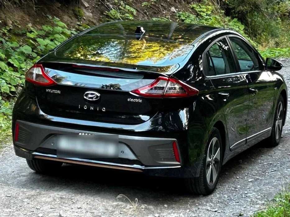 Hyundai Ioniq Electric 28 kWh, pompă de căldură, baterie excelentă, 250km range, full cu de toate
