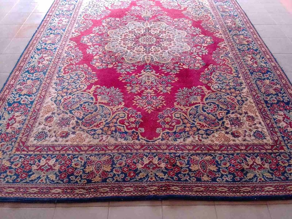 Голям  килим  3, 50 ×2,50 см