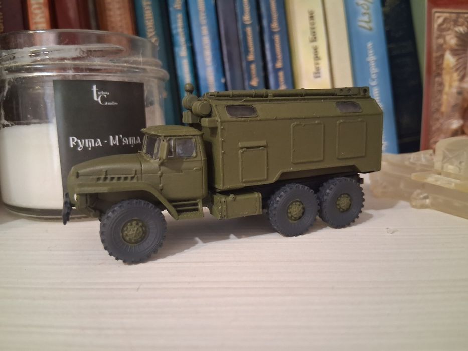 УРАЛ камионче мащаб 1:87
