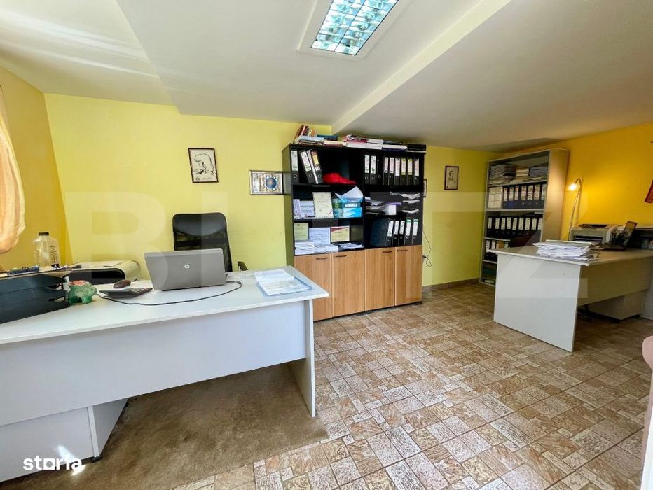 Vila cu foisor si cabana, Suceava zona centrala