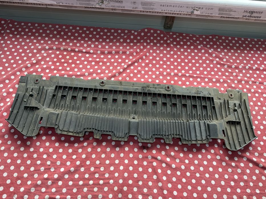 Semi-scut bara fata audi a4 b8 scut inferior bara