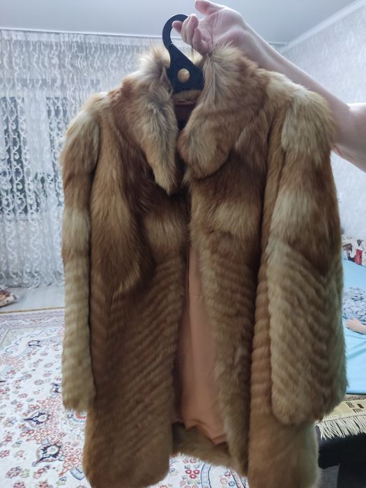 Продам Шубу Лиса