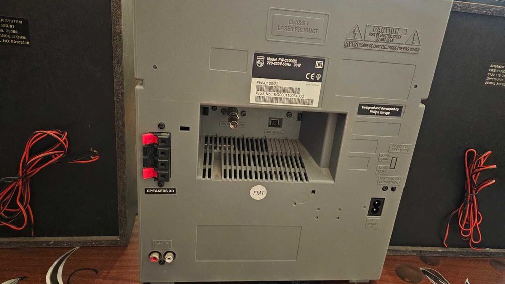 Аудио система модел Philips FW-C100. [1, 2]