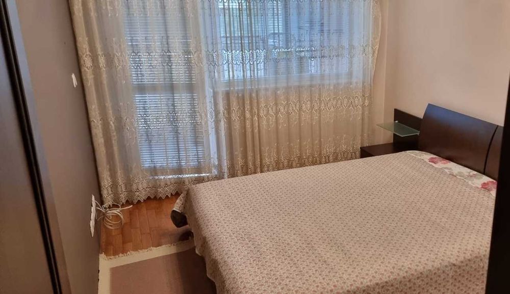 Дава се под наем Двустаен апартамент в София, Хладилника - 60 кв.м за 714 € - Снимка #2