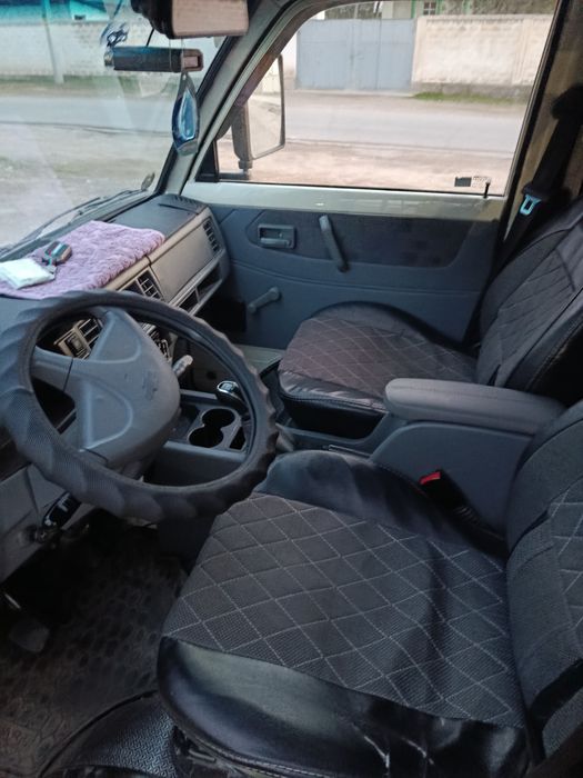 Дамас срочна сотилади