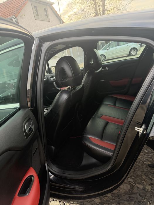 Vand Citroen Ds4 an 2011 motor 1,6Benzina 200cp