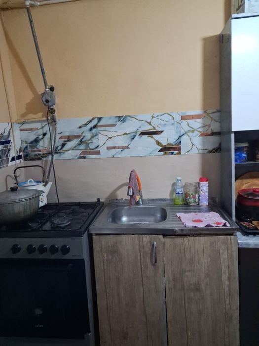 Уй сотилади  Портда