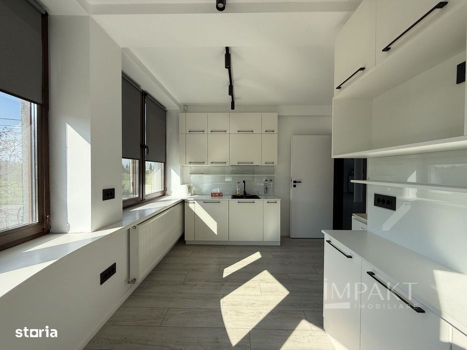 Spatiu de birouri dispus pe 2 niveluri , 225 m2 , Borhanci