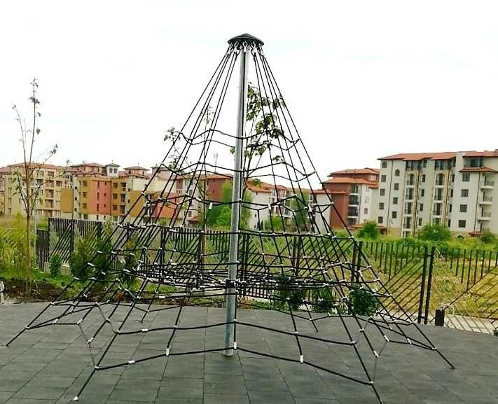 Изграждане на детски площадки и открит фитнес