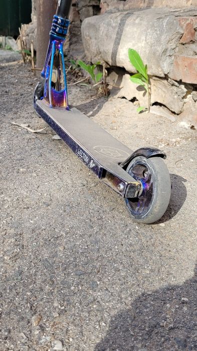 Продам трюковой самокат Longway Sector
