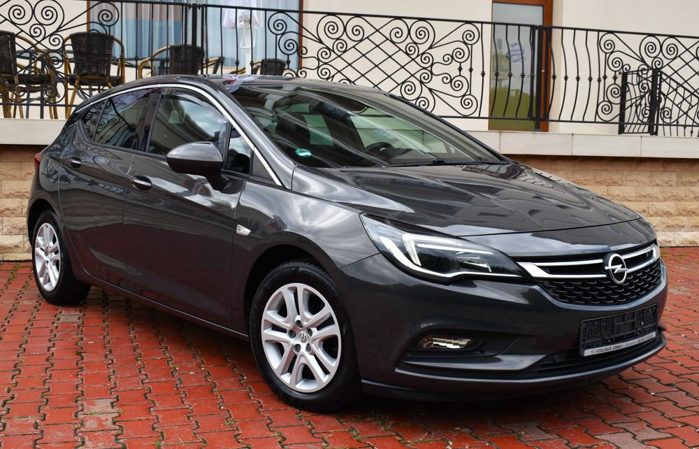 Opel Astra K motor 16 diesel 160CP foarte dotat
