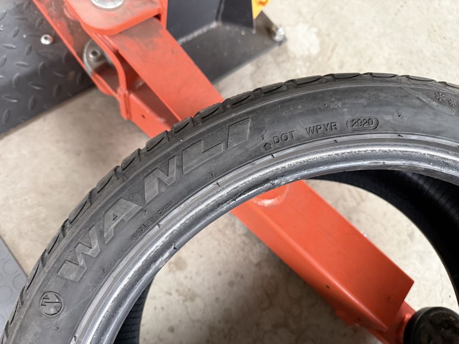 4бр. Зимни Гуми С Борд 255/40R/19 XL -WANLI- DOT:2920- 6.2мм+5.2мм *80€ за Комплект*
