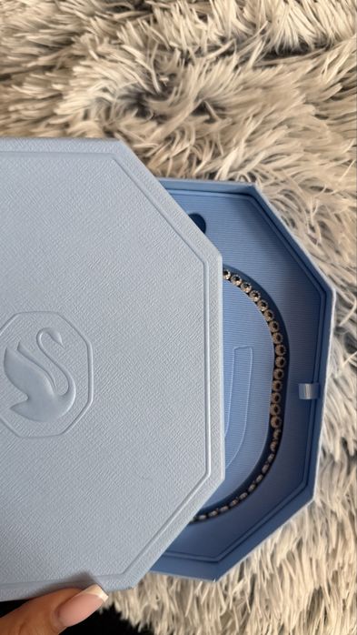 Swarovski колие