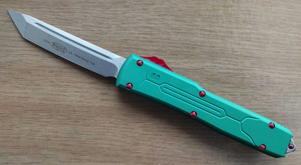 Автоматичен нож Microtech ultratech / 3 цвята , черно острие /