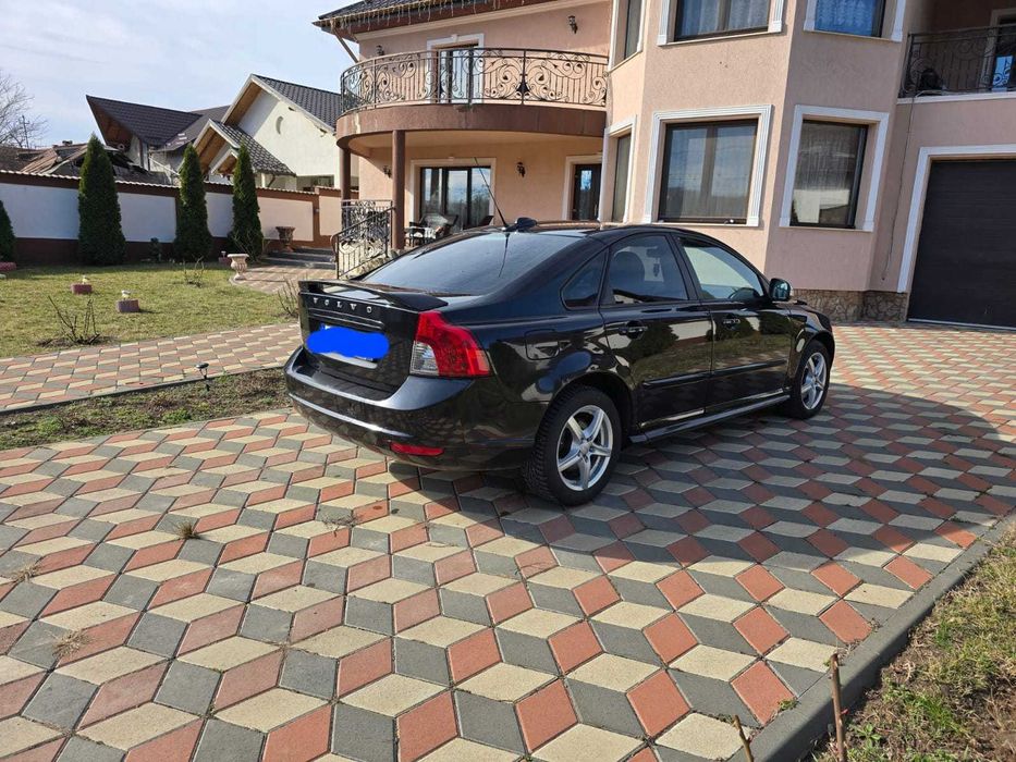 VOLVO S40 2010 — imagine 3
